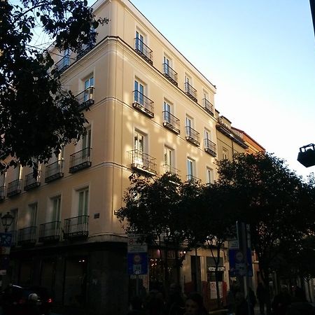 Hostal Nuria Madrid Kültér fotó